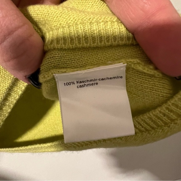 Akris Cashmere Vest - Picture 3 of 5